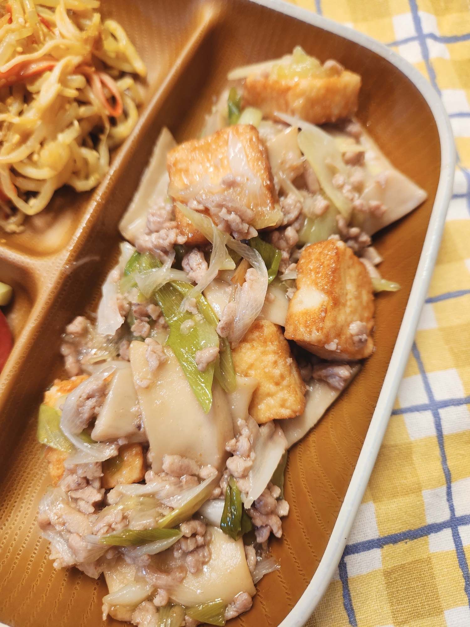 【おかず】エリンギと厚揚げのひき肉炒め