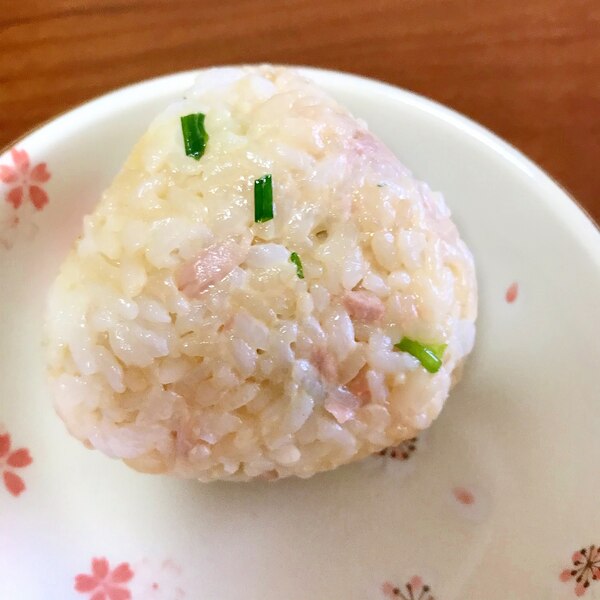 小葱とツナマヨおにぎり レシピ 作り方 By 水玉模様 楽天レシピ 小葱とツナマヨおにぎり レシピ 作り方 By 水玉模様 楽天レシピ
