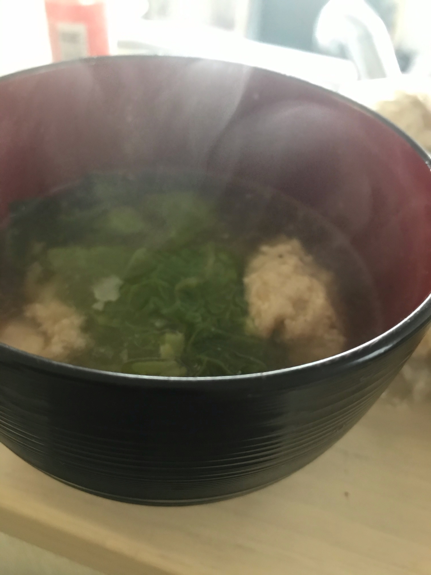鶏団子の洋風スープ