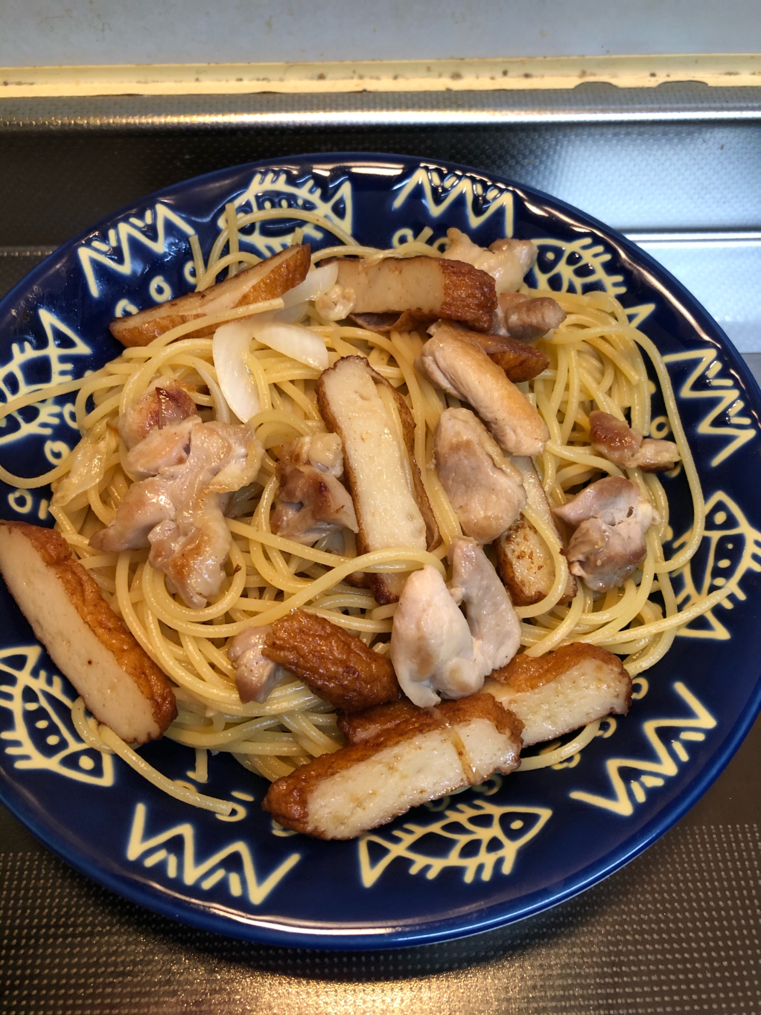 チャチャっと♪簡単♪鶏肉とさつま揚げの和風パスタ♪