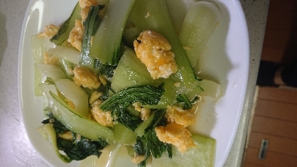 チンゲン菜とふわふわ卵の炒め物