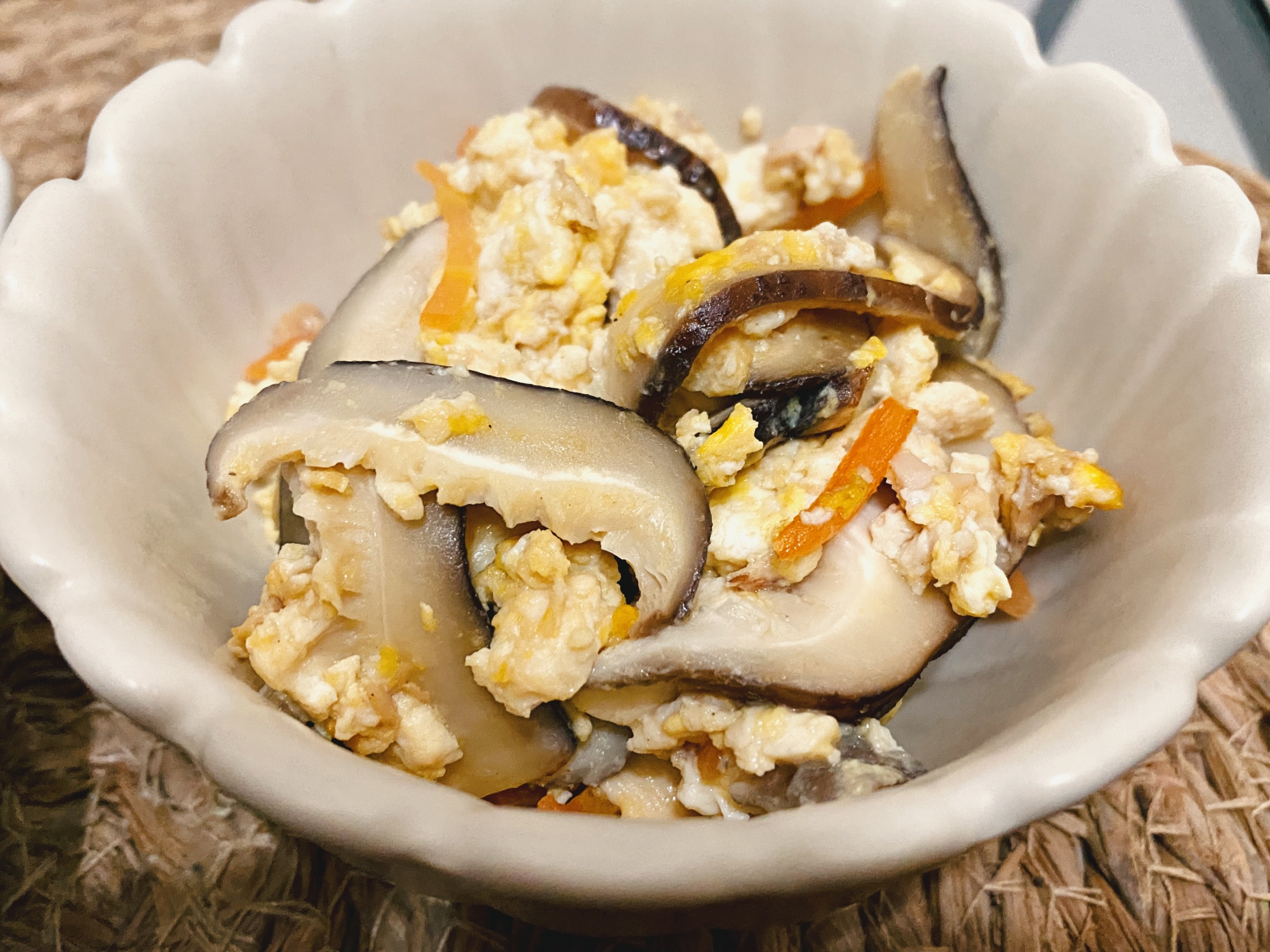 ✾⋆˖ 椎茸と人参の炒り豆腐 ˖⋆✾