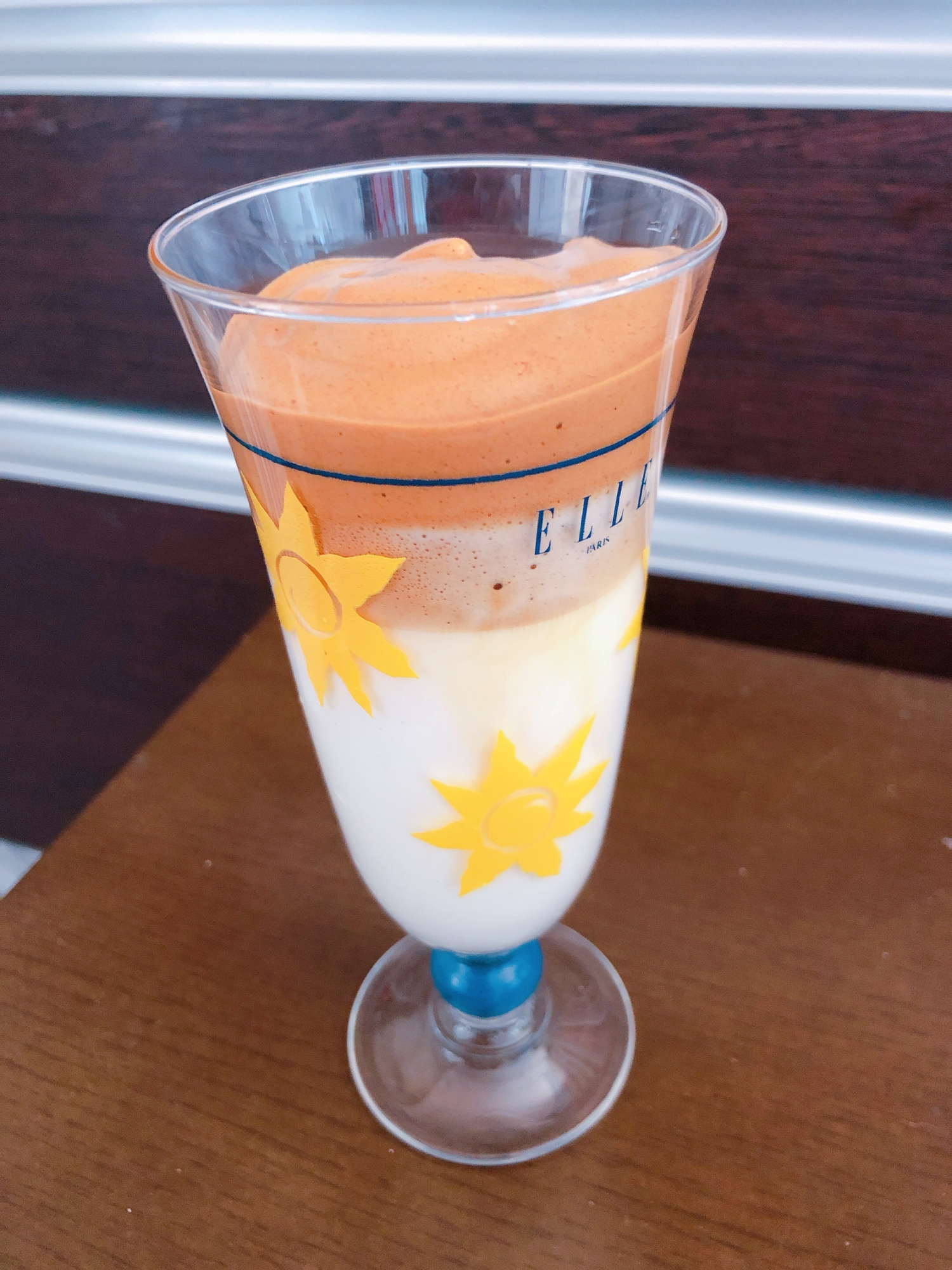 最近流行のダルゴナコーヒー