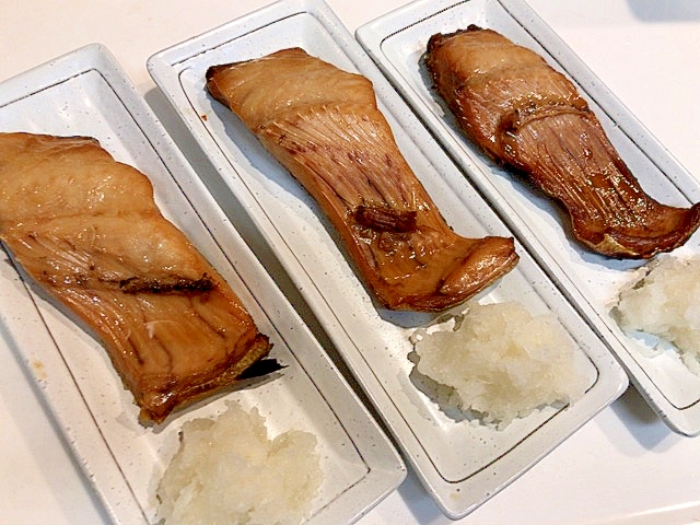 旬の美味しさ☆鮭の西京焼き