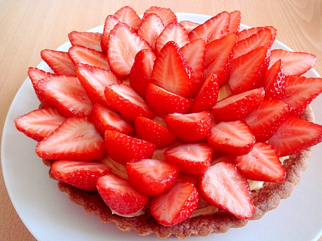 贅沢いちごタルト