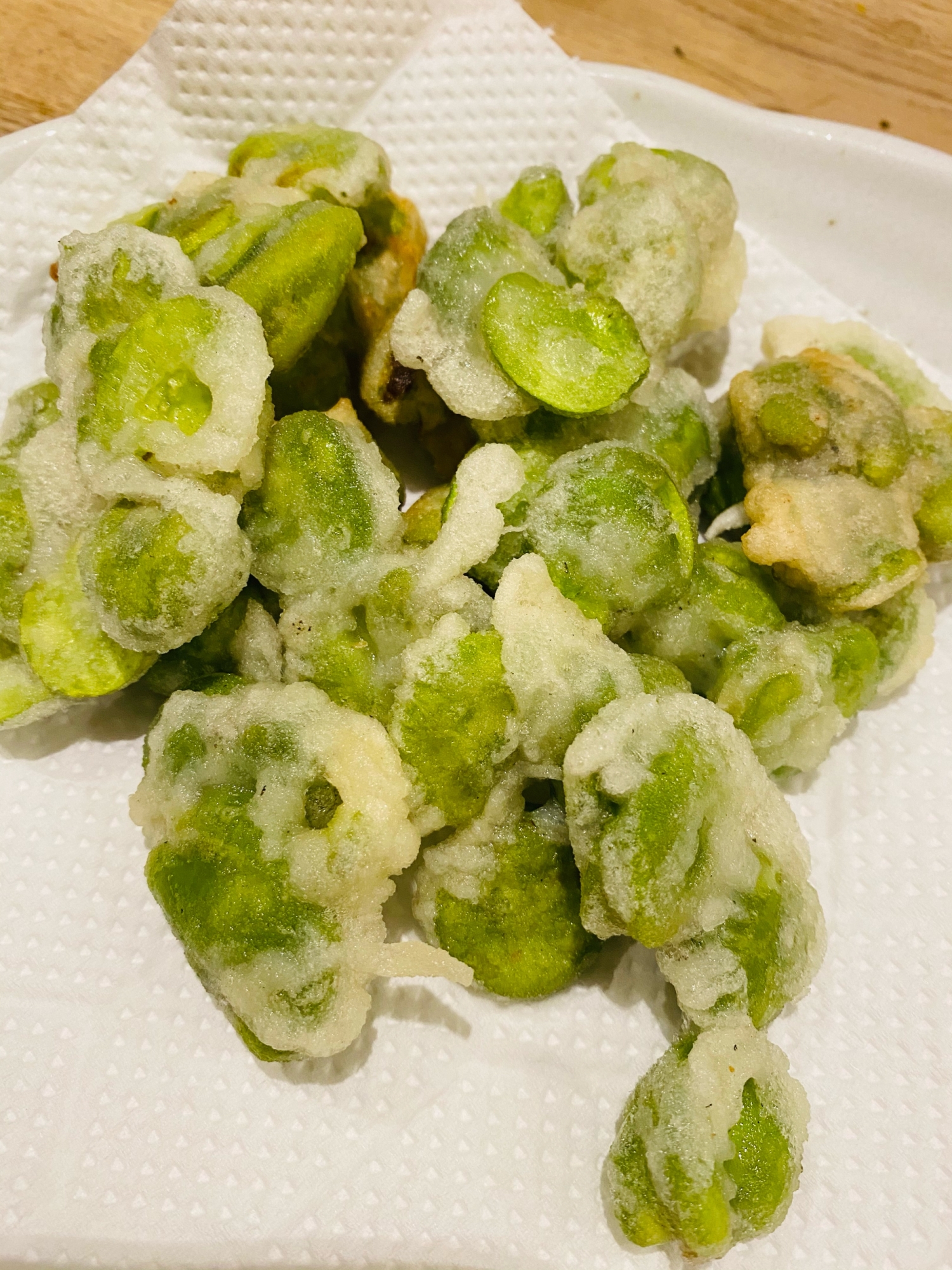 冷凍そら豆の天ぷら