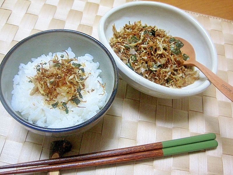 ごはんが進む 子どもに食べさせても安心安全の 手作りふりかけ を作っちゃおう デイリシャス 楽天レシピ