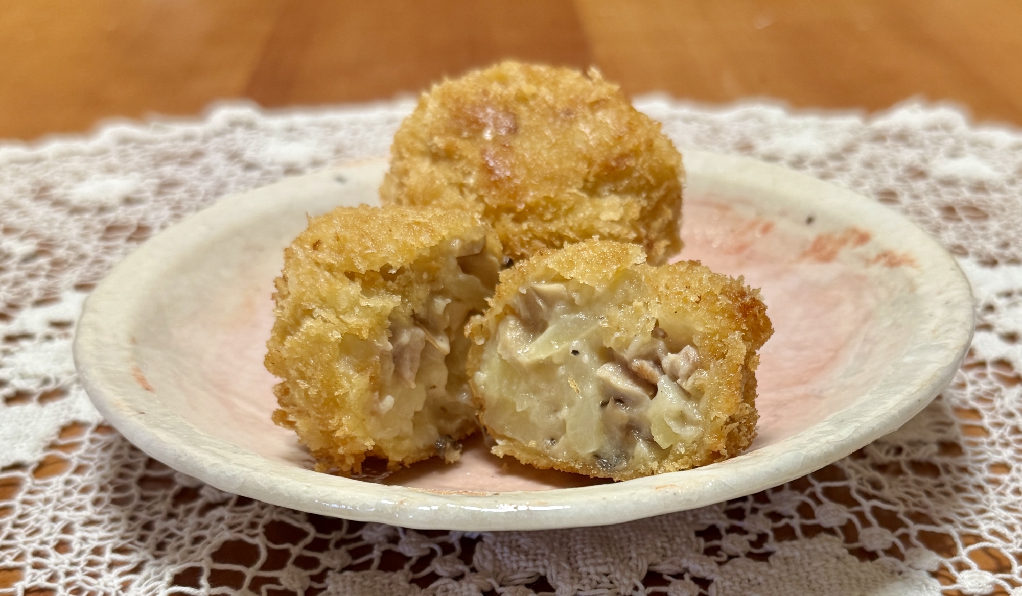 じゃがいもゴロゴロのクリームシチューで☆コロッケ