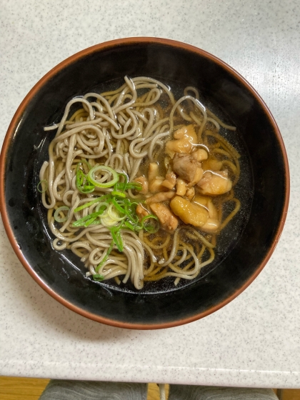 麺つゆで温かいそば