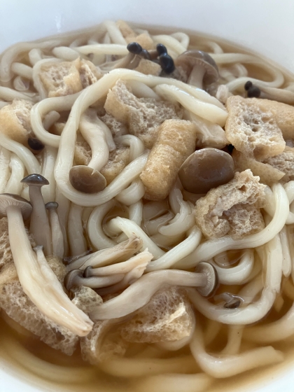 土鍋で4人分☆煮込みうどん