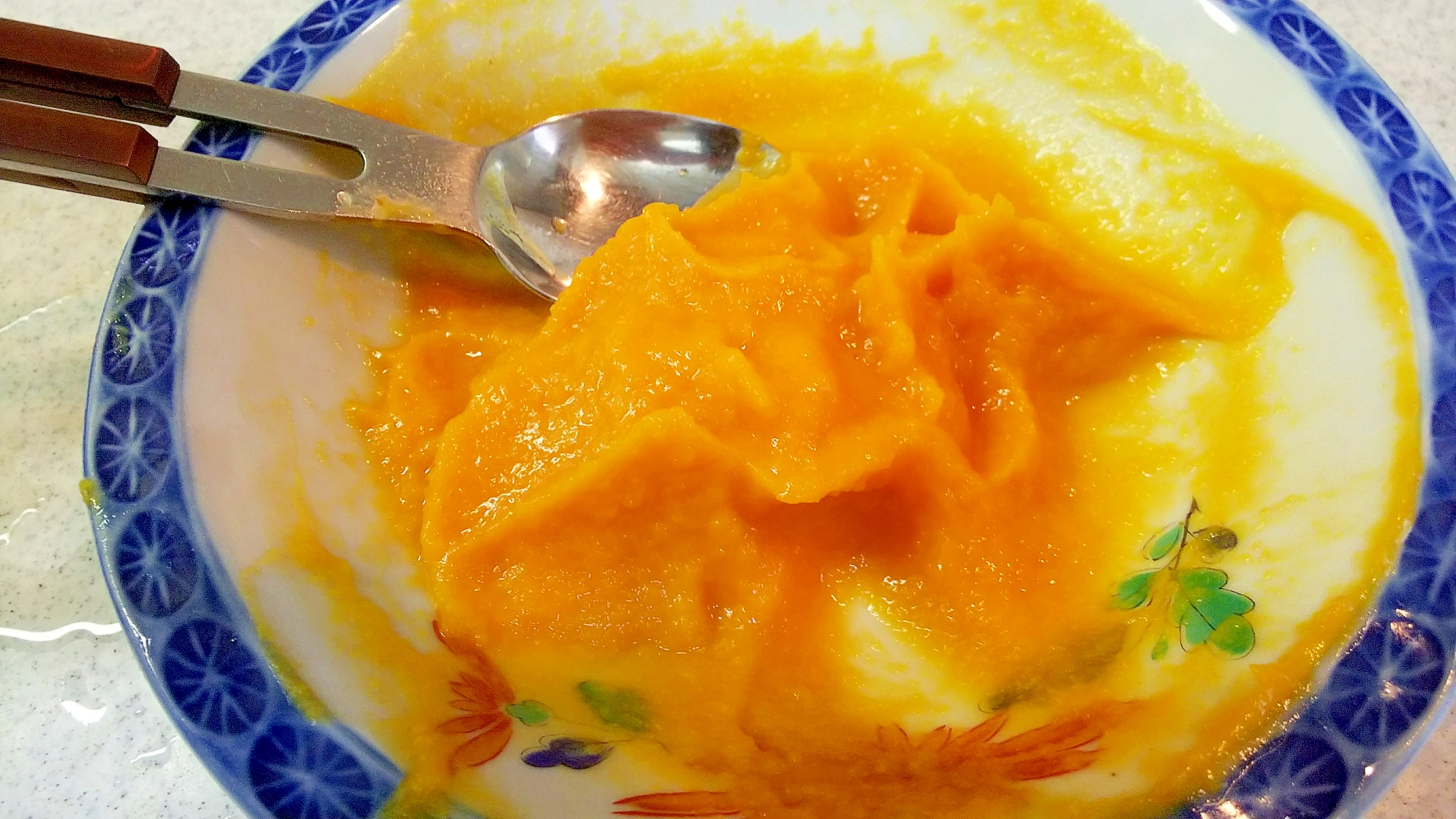 離乳食初期 かぼちゃとにんじんの牛乳ペースト レシピ 作り方 By 育児パパの菜園レシピ 楽天レシピ 離乳食初期 かぼちゃとにんじんの牛乳ペースト レシピ 作り方 By 育児パパの菜園レシピ 楽天レシピ