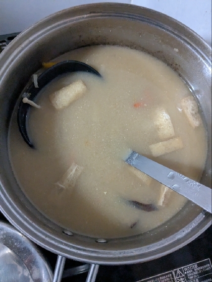 油揚げが入ると、味噌汁がぐっと美味しくなる気がします。レシピありがとうございます！