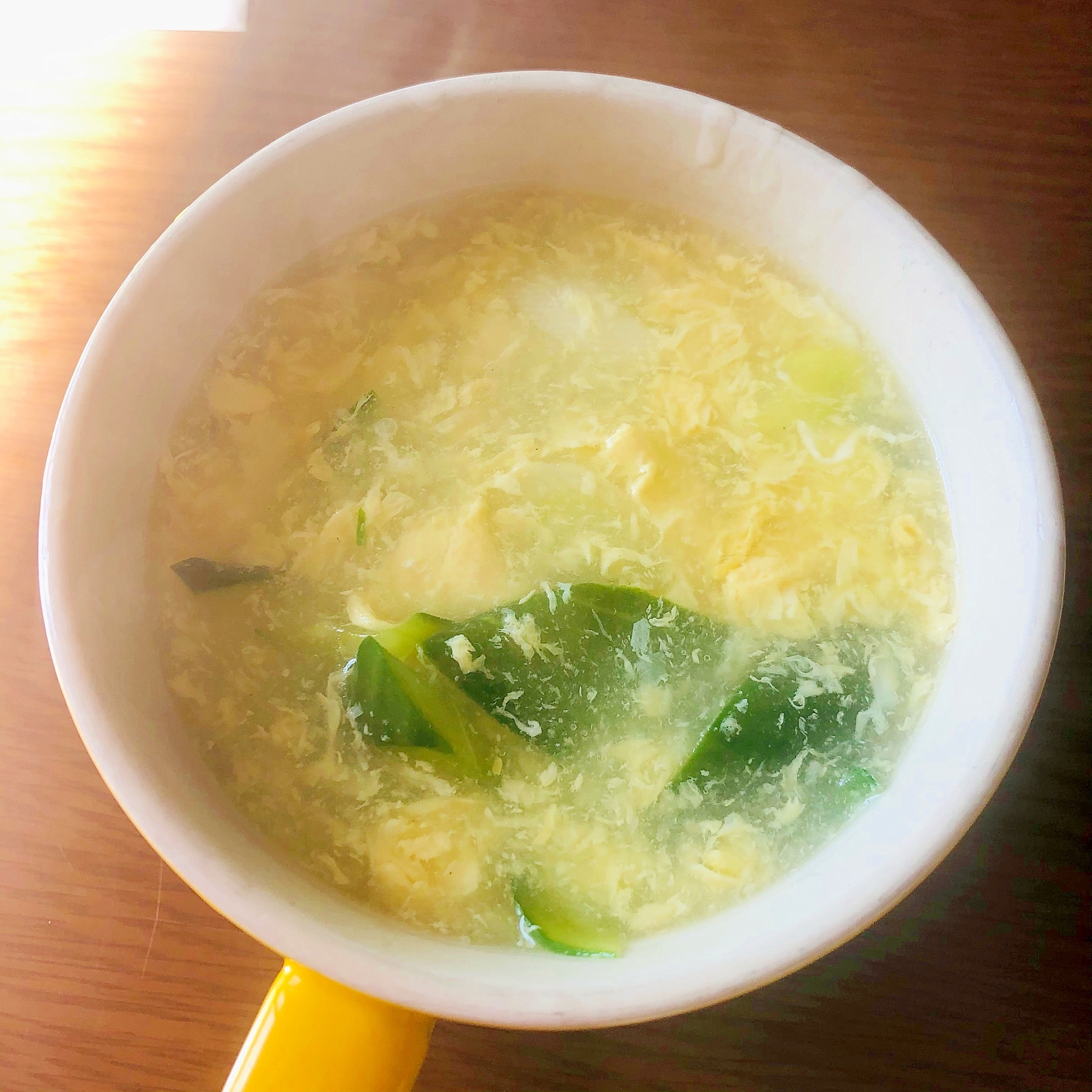 卵と小松菜のスープ