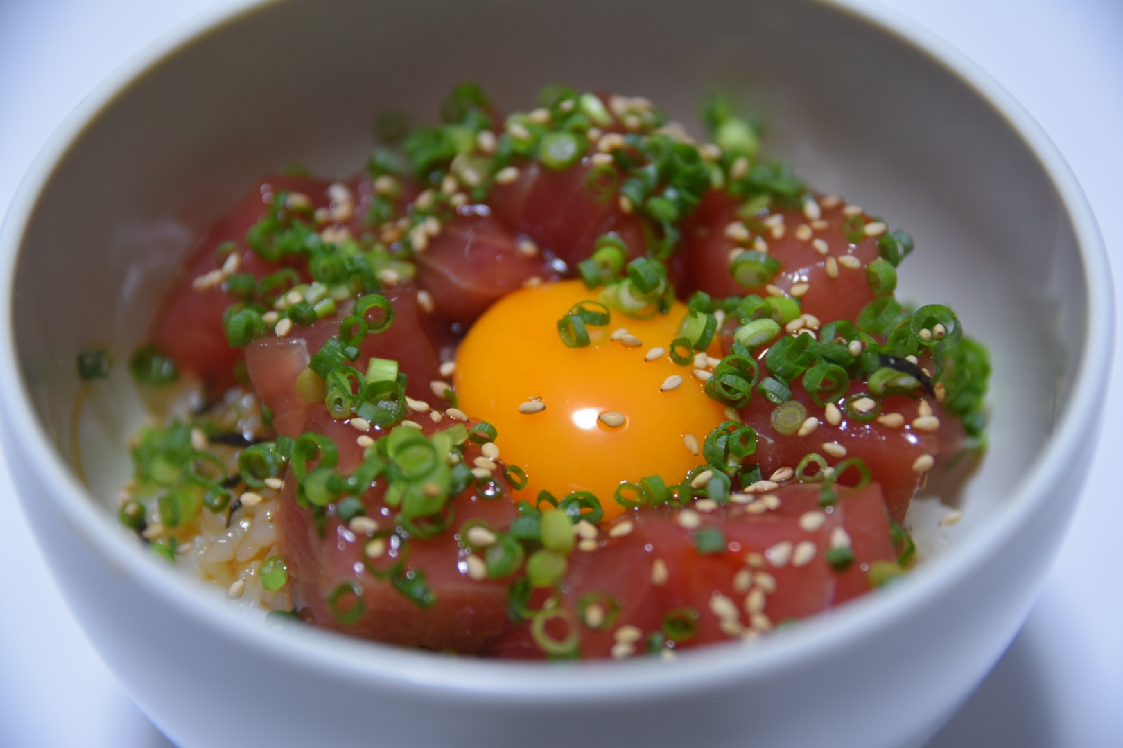 超簡単！余った刺身で海鮮ユッケ丼