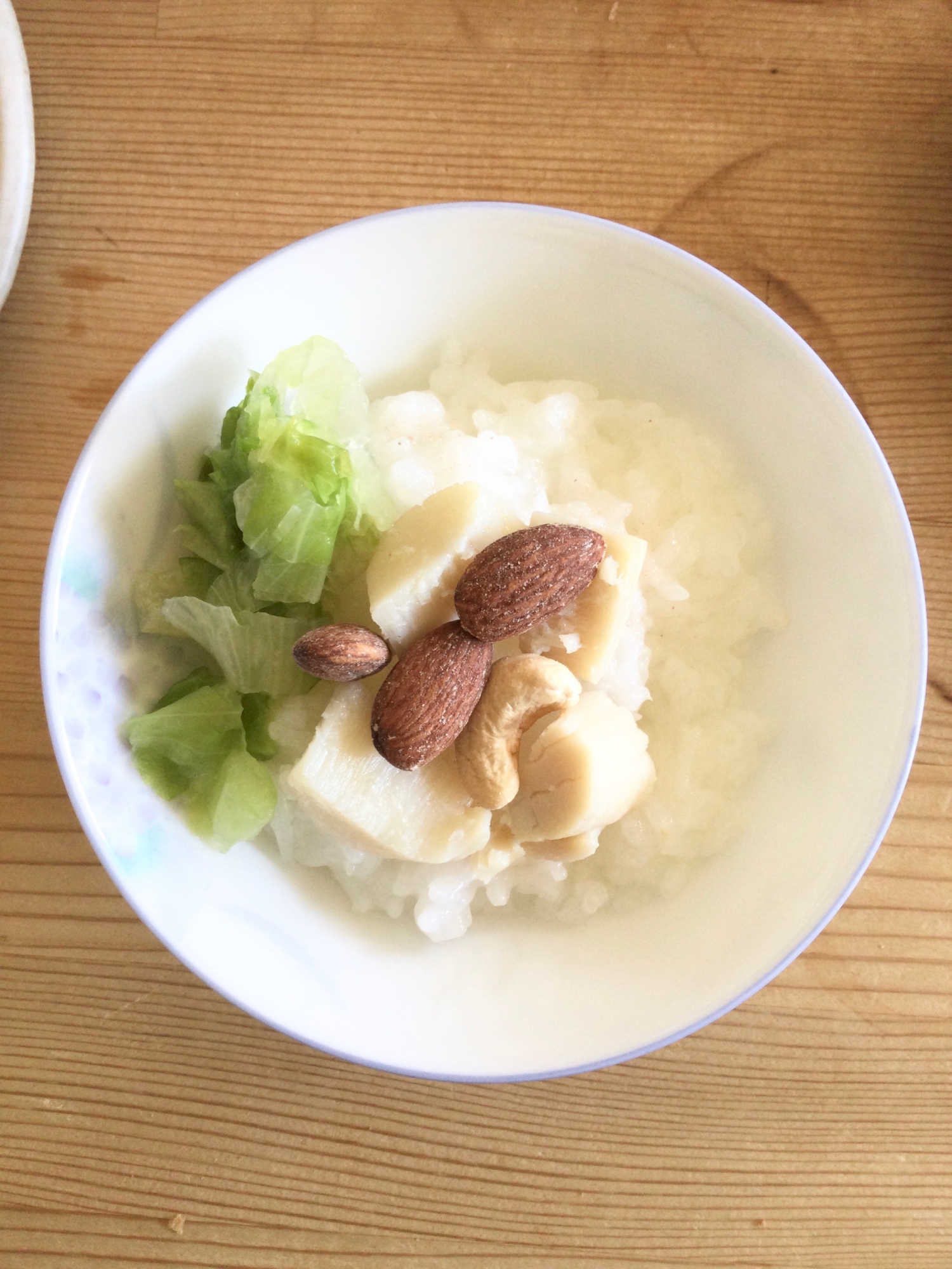 ホタテ貝柱レタスナッツ丼♪