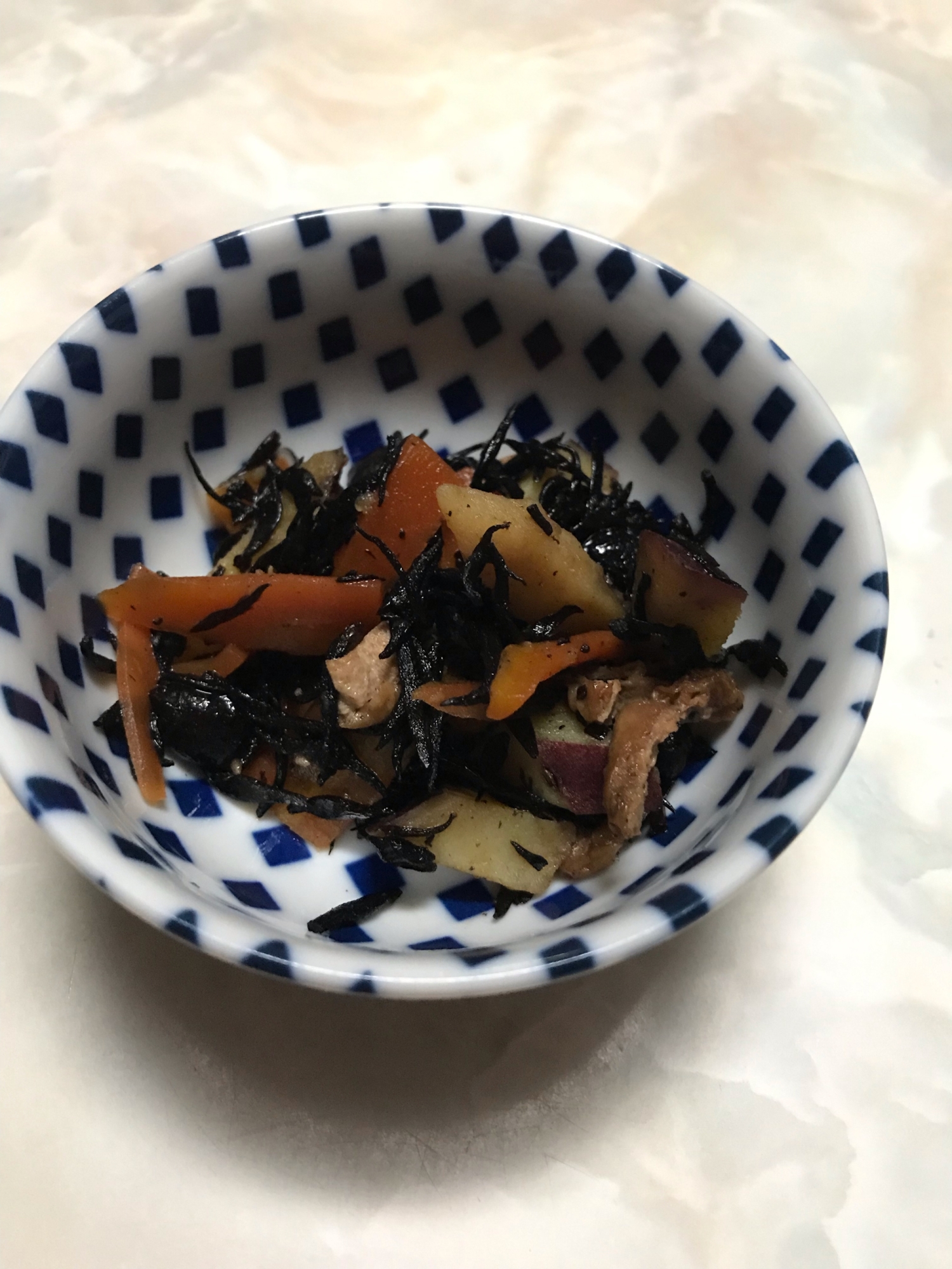 【ホットクック】ひじきとサツマイモの煮物