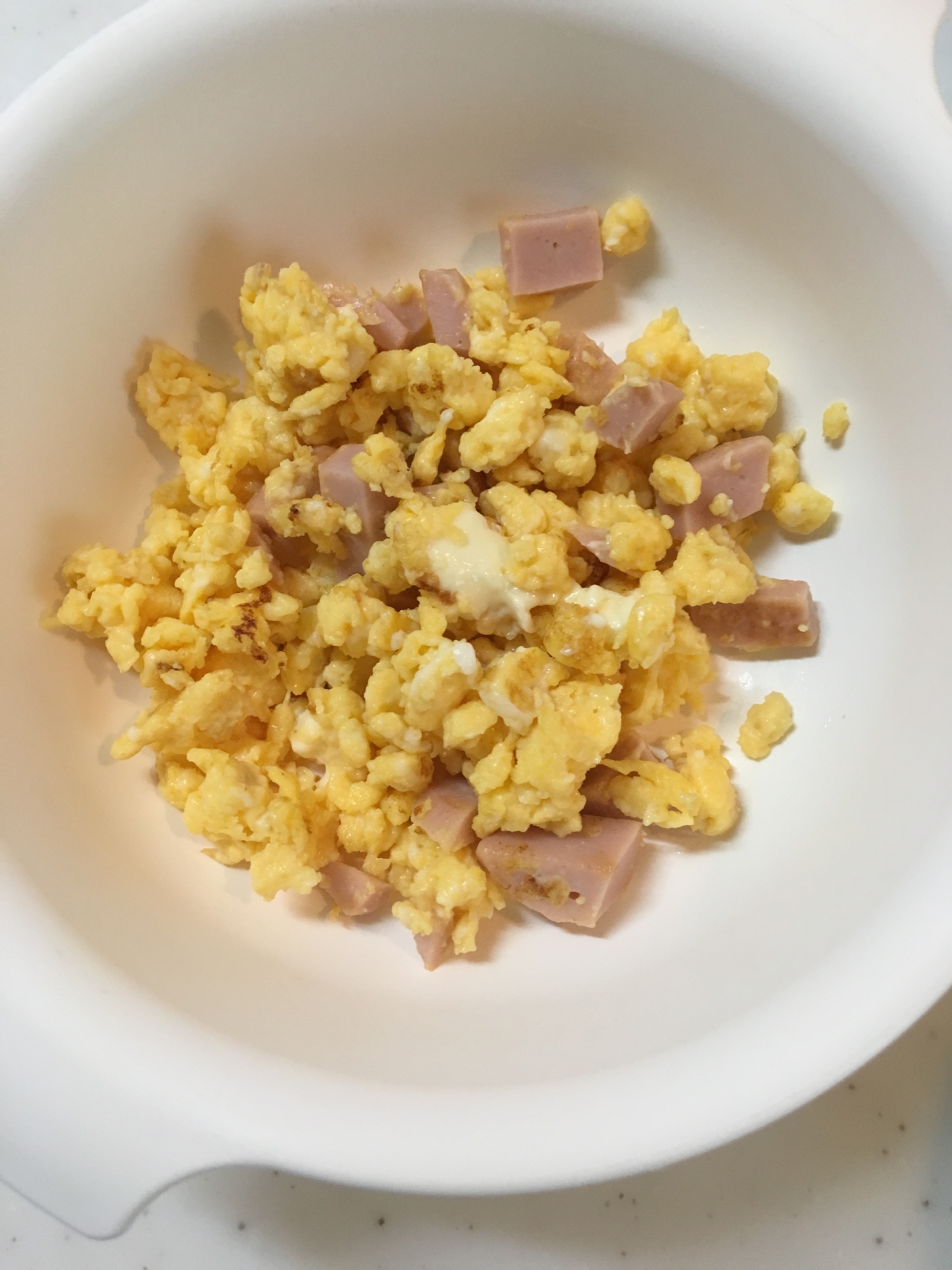 離乳食完了期 魚肉ソーセージの炒り卵 レシピ 作り方 By Xmickyx 楽天レシピ