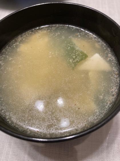 卵と豆腐とわかめの中華風スープ(*^^*)★