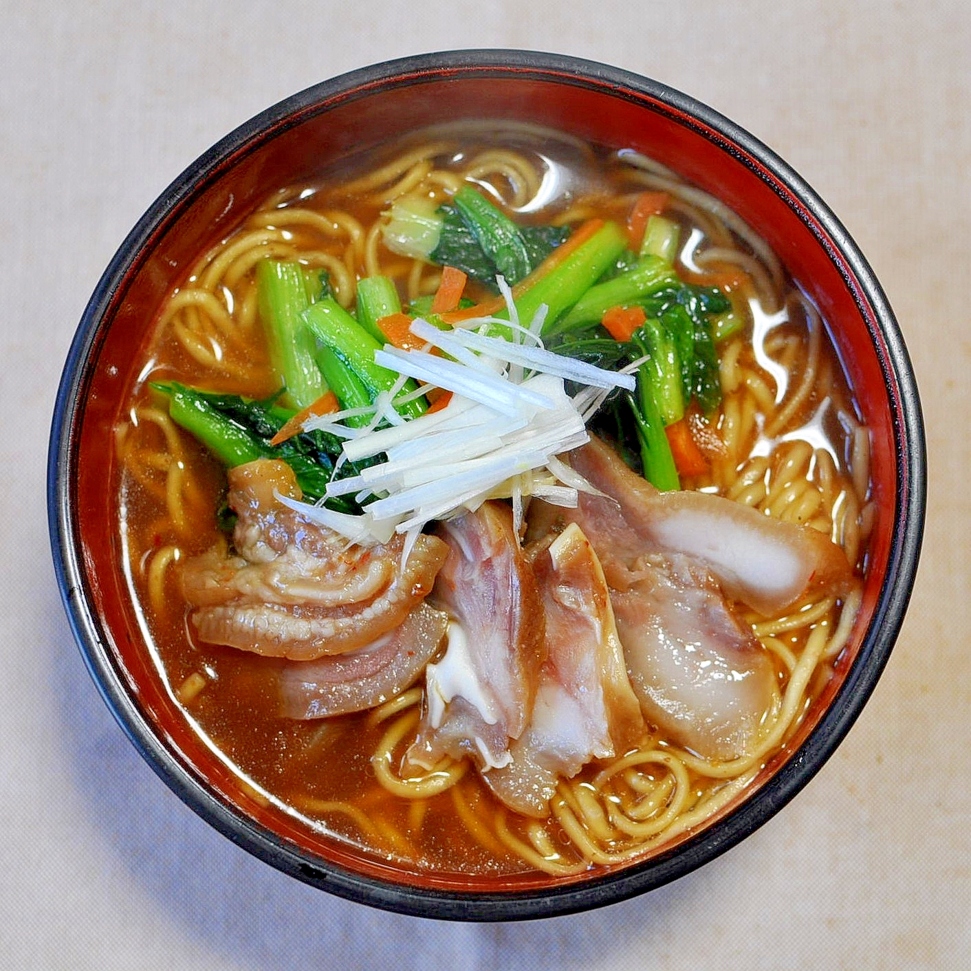 ターサイ&ミミガー甘辛煮de醤油ラーメン