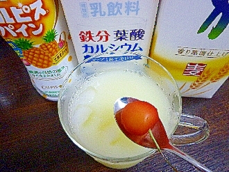 アイス♡さくらんぼ入♡パインカルピスミルク酒