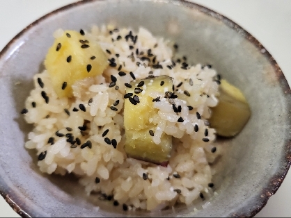 ほっこり秋味♡さつま芋ご飯