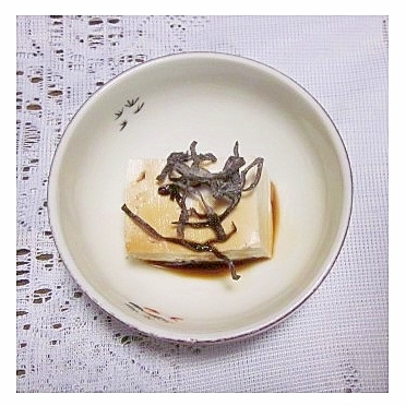 冷奴（塩昆布・柚子ポン酢）