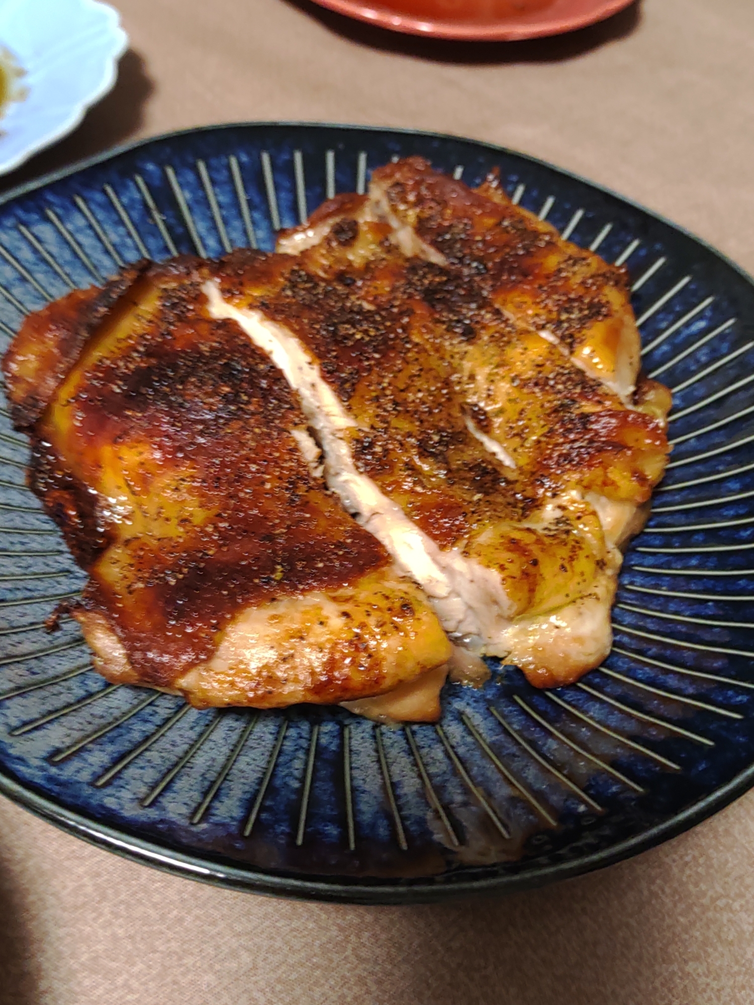 皮がぱりぱりローストチキン