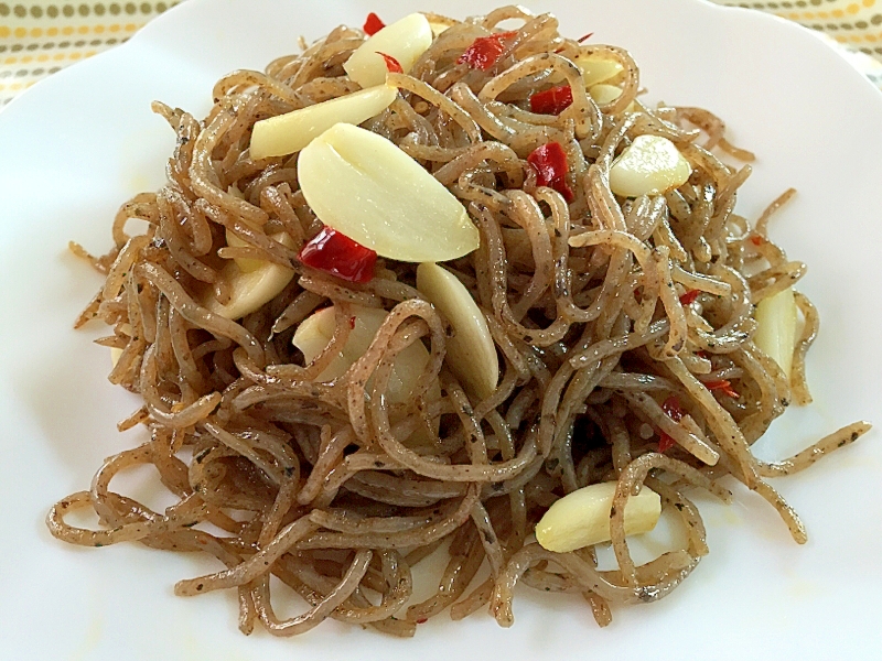 糸こんにゃく ペペロンチーノ風 レシピ 作り方 By かえるかえる38 楽天レシピ