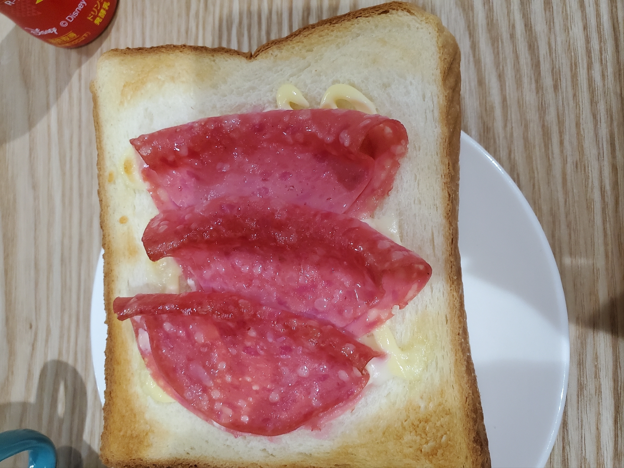 ハムチーズのパン