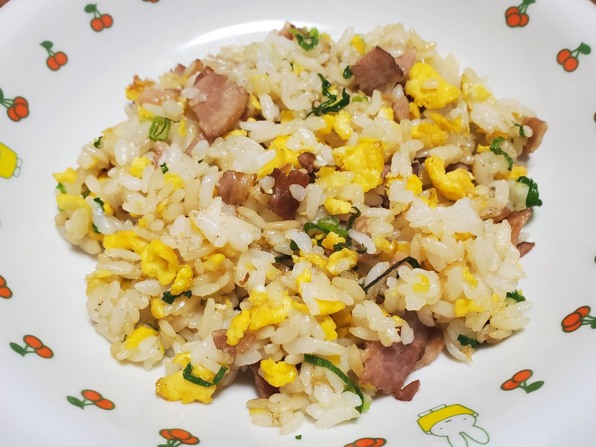 パックご飯のチャーハン