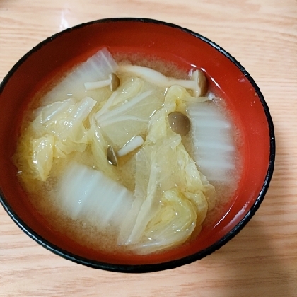 白菜の甘みがでて美味しいお味噌汁でした(*^-^*)