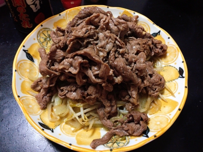 焼き肉のたれだけ！！牛肉ともやしの炒め物