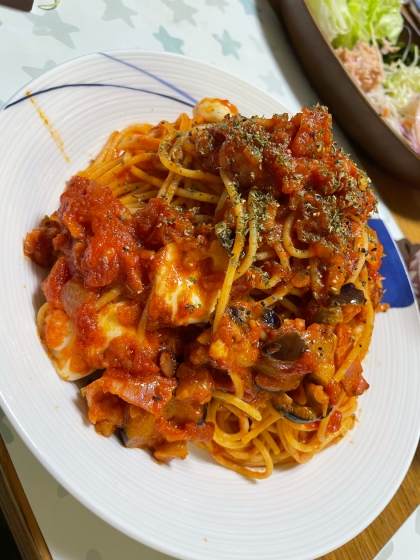 定番♡ナスとモッツァレラのトマトパスタ