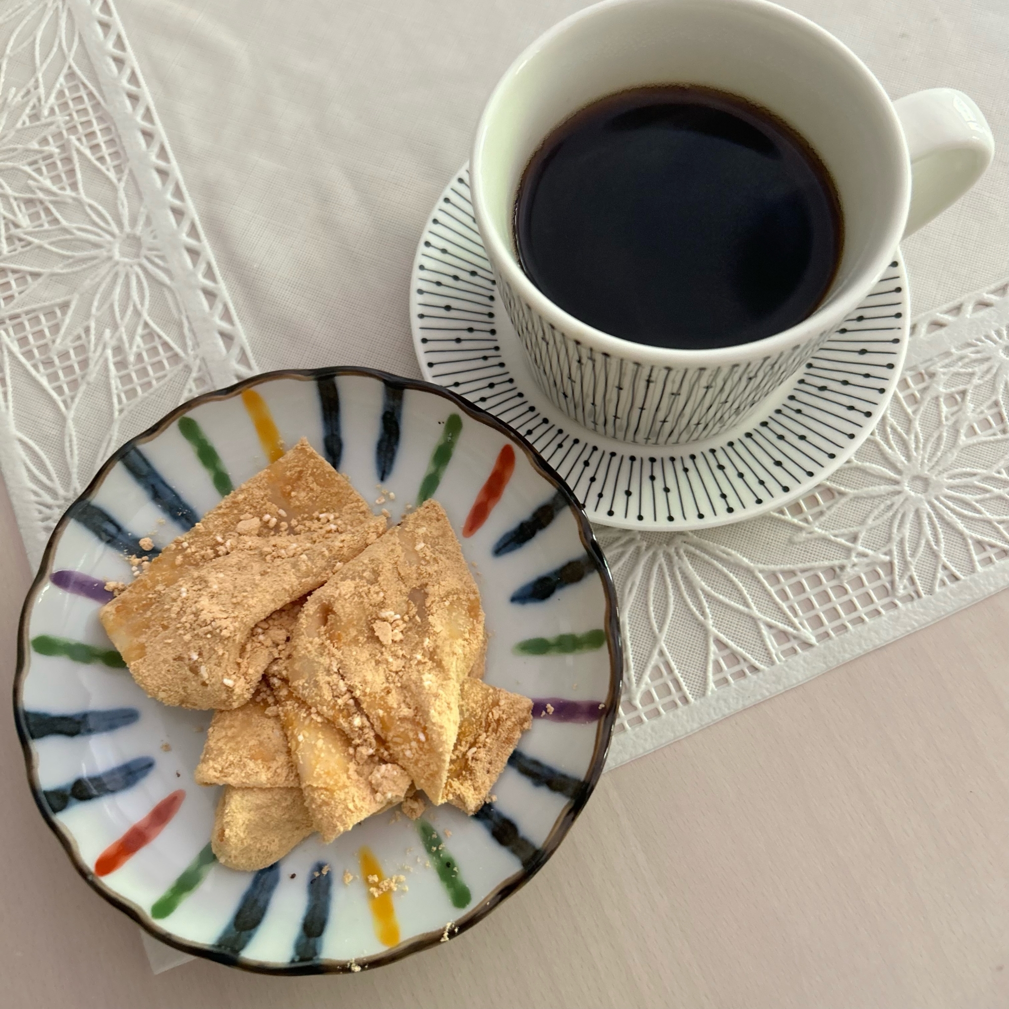 餃子の皮でわらび餅のようなきな粉餅