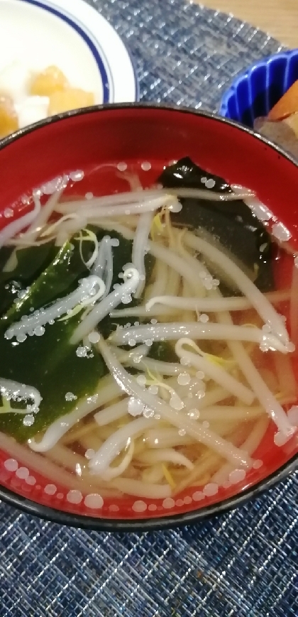 節約メニュー☆もやしとワカメの中華スープ