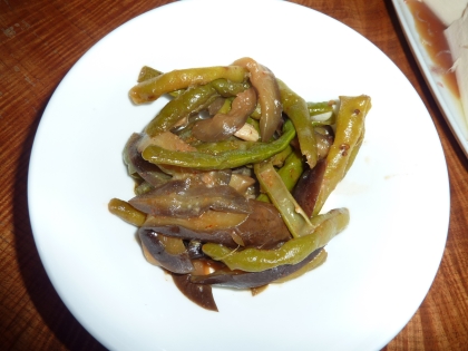 これ旨いよ♪　「茄子とインゲン味噌炒め煮」