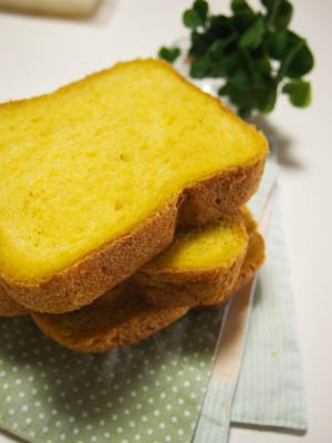 ＨＢ：かぼちゃの煮物の残りで☆ふわふわかぼちゃパン