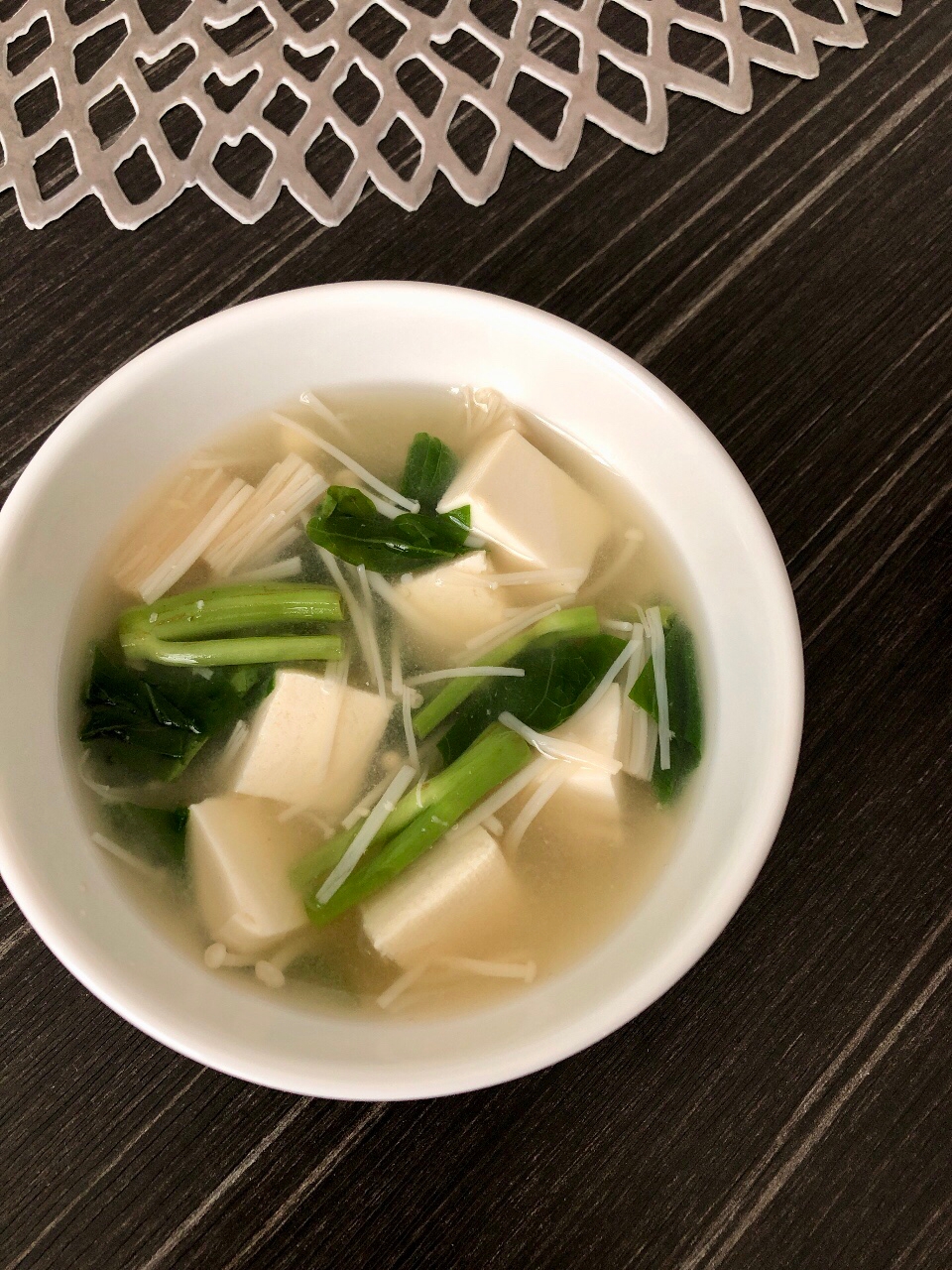 空芯菜とえのきと豆腐の味噌汁