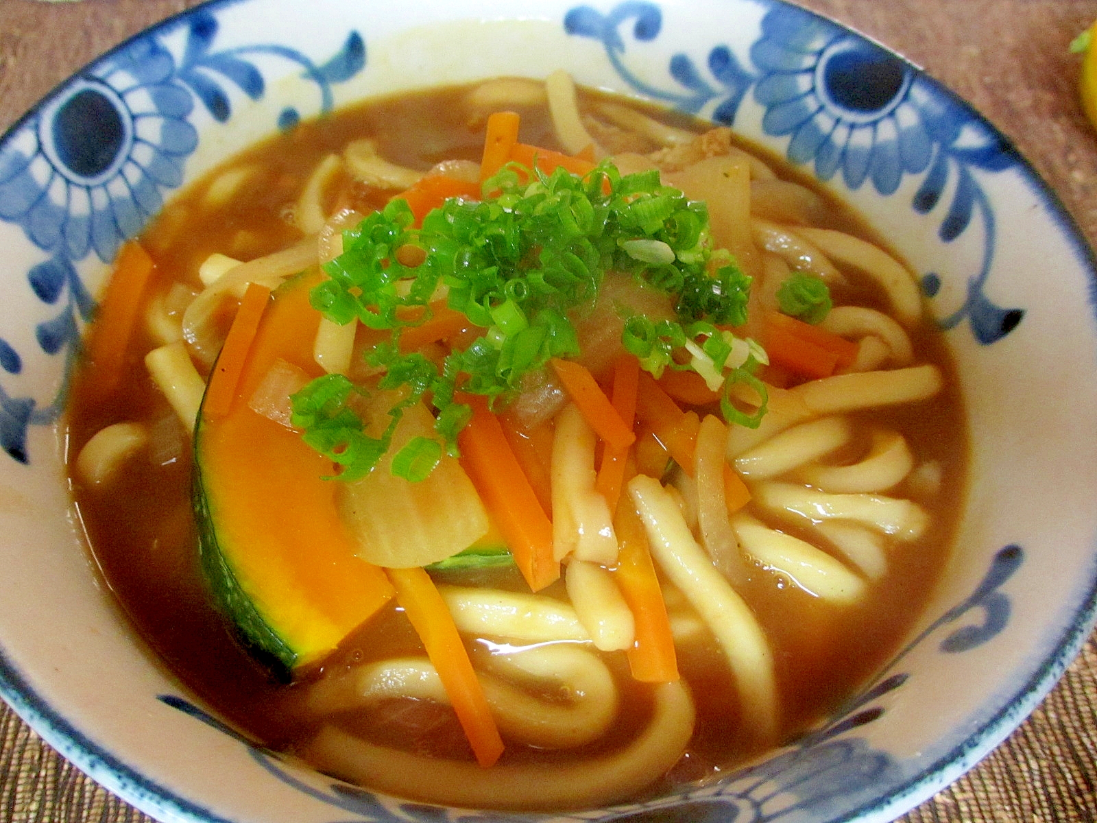 かぼちゃ入り受カレーうどん