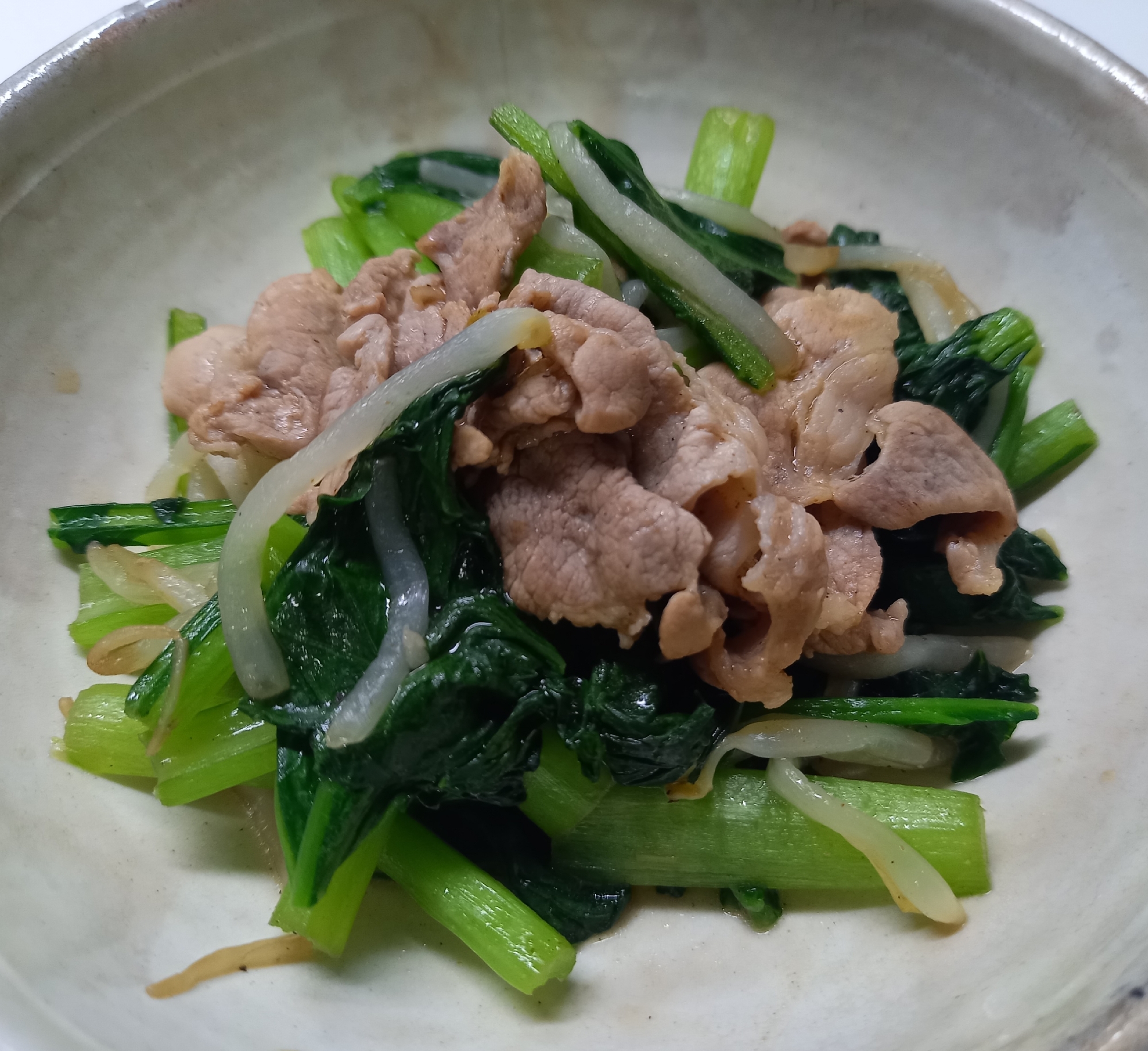 栄養豊富！小松菜と豚肉のあっさり炒め物