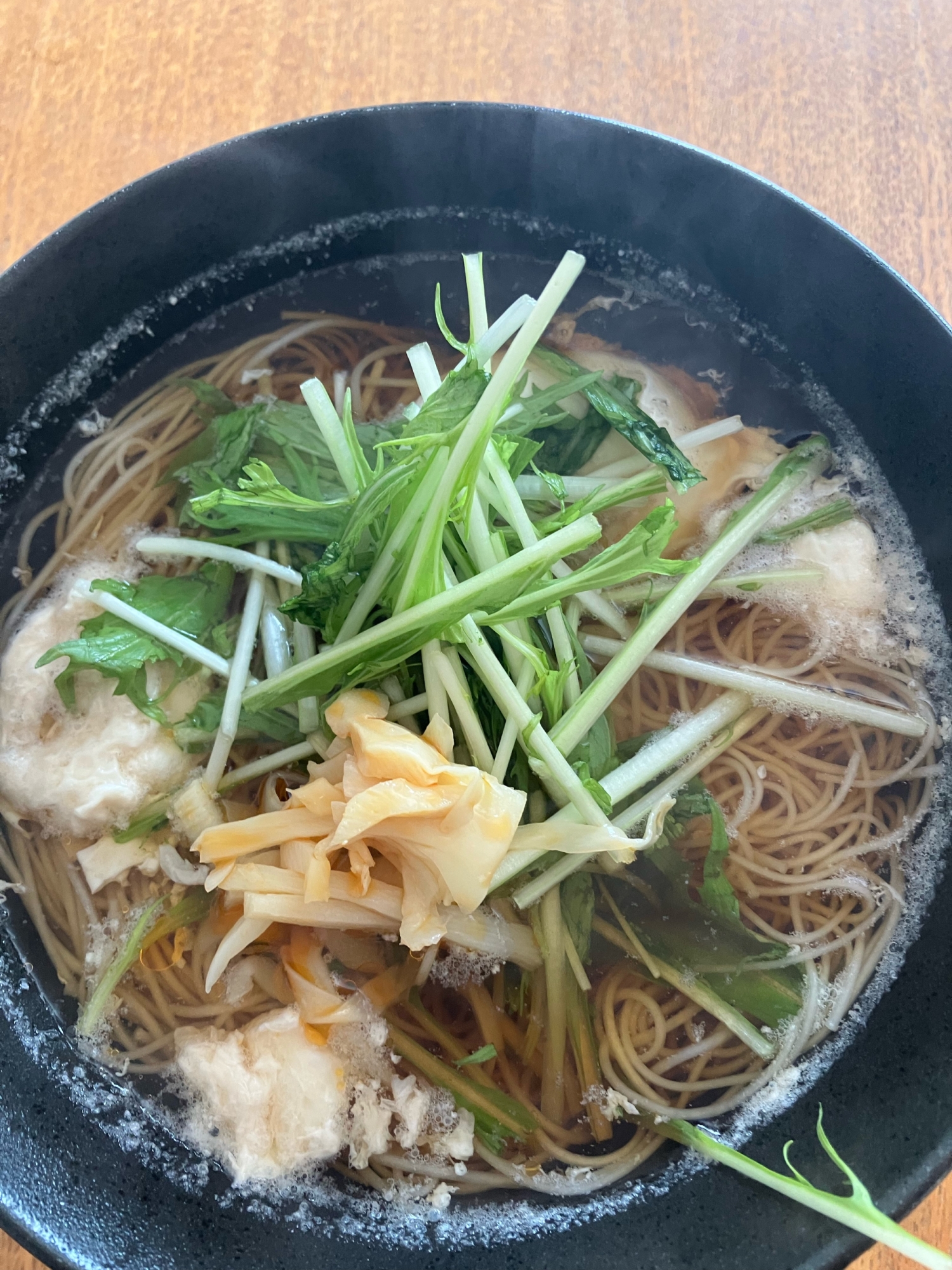 水菜たっぷり温そうめん