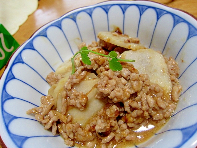 里芋の挽肉炒め煮