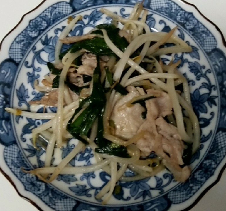 豚肉ともやしとにらの炒め物 レシピ 作り方 By Mamacream 楽天レシピ