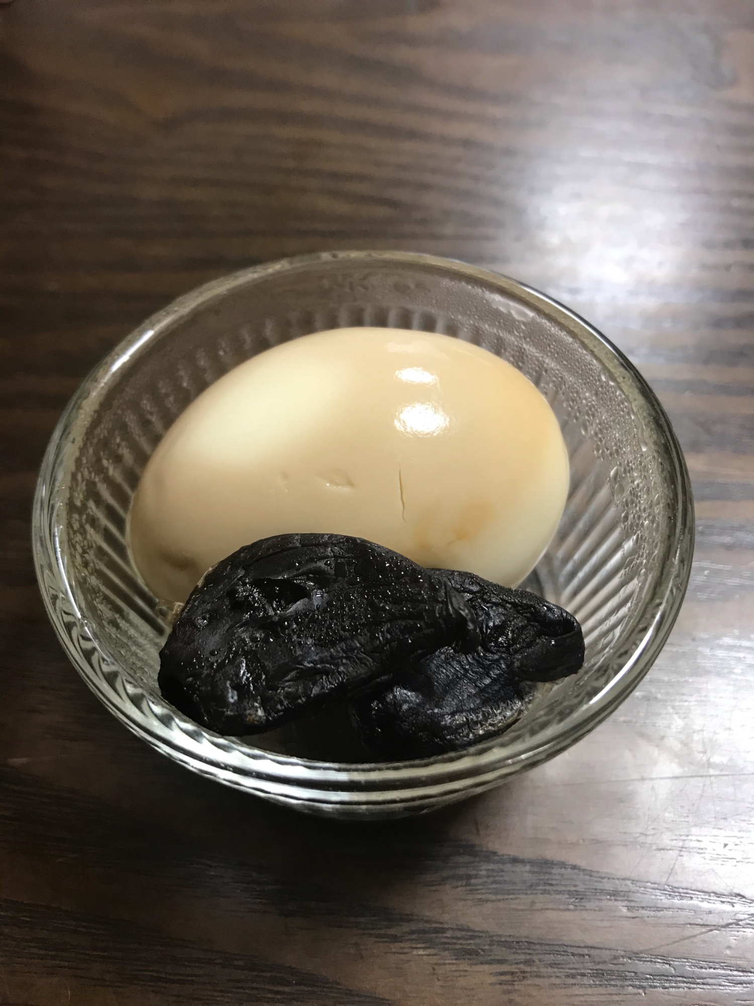 ウマイ!!味玉と黒ニンニク( ＾∀＾)