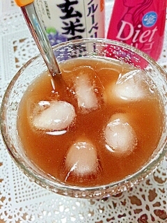 水出し黒豆茶で☆アイス黒酢きなこ黒豆茶♪