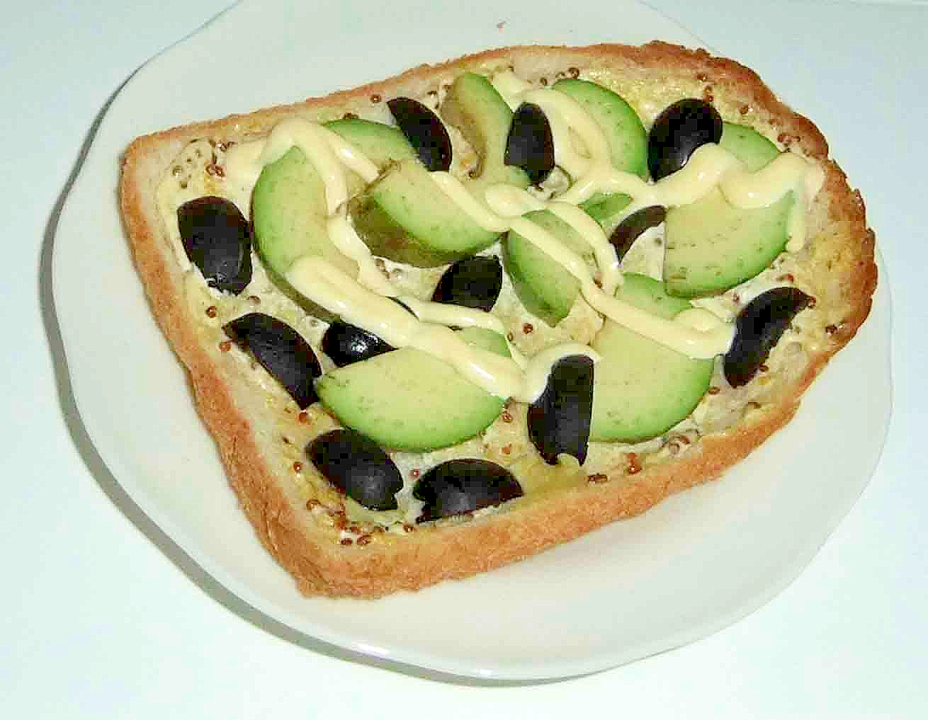 黒オリーブとアボカドのトースト レシピ 作り方 By cachecache 楽天レシピ 黒オリーブとアボカドのトースト レシピ 作り方 By cachecache 楽天レシピ