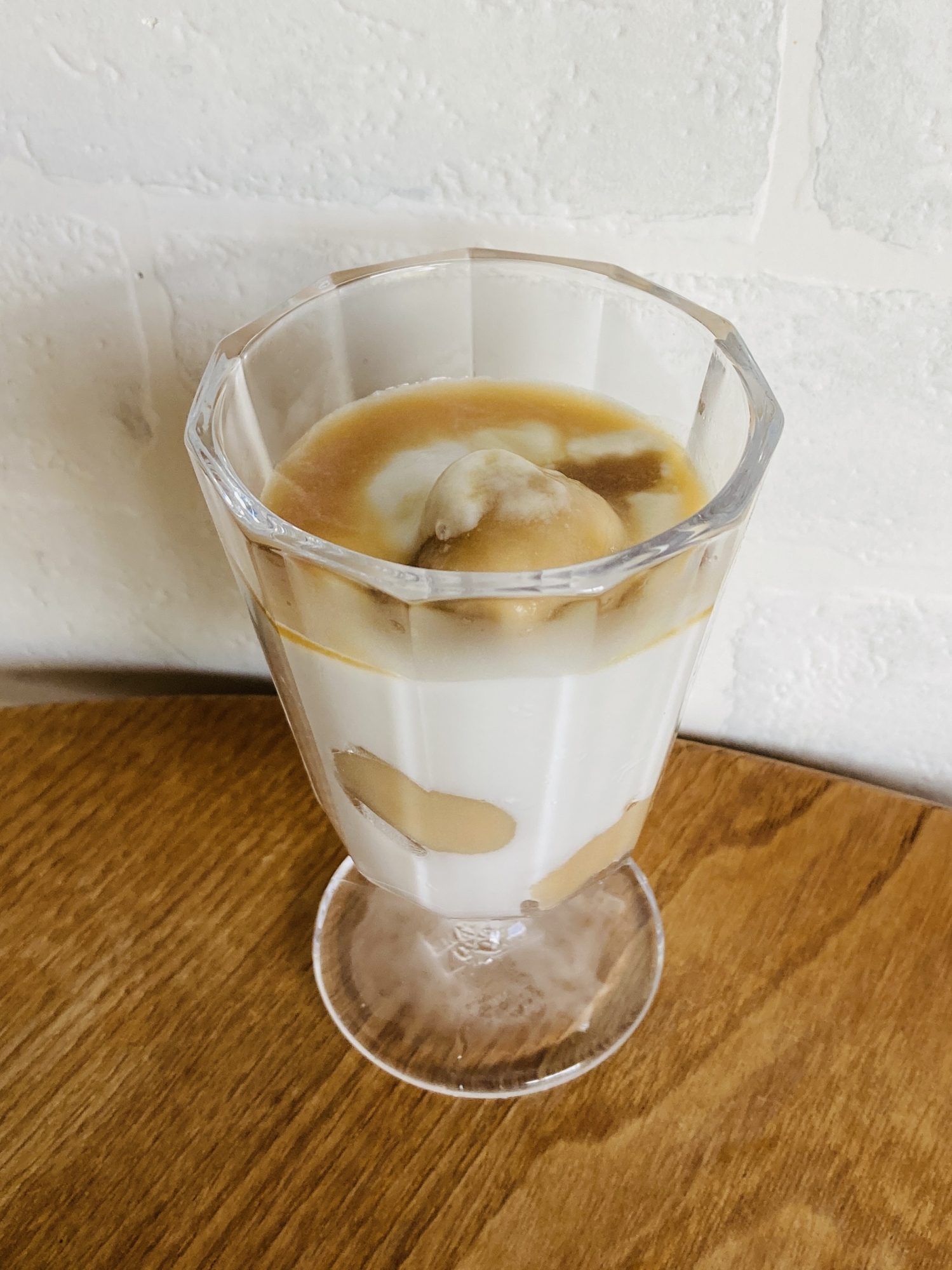 コーヒー白玉ココナッツミルク