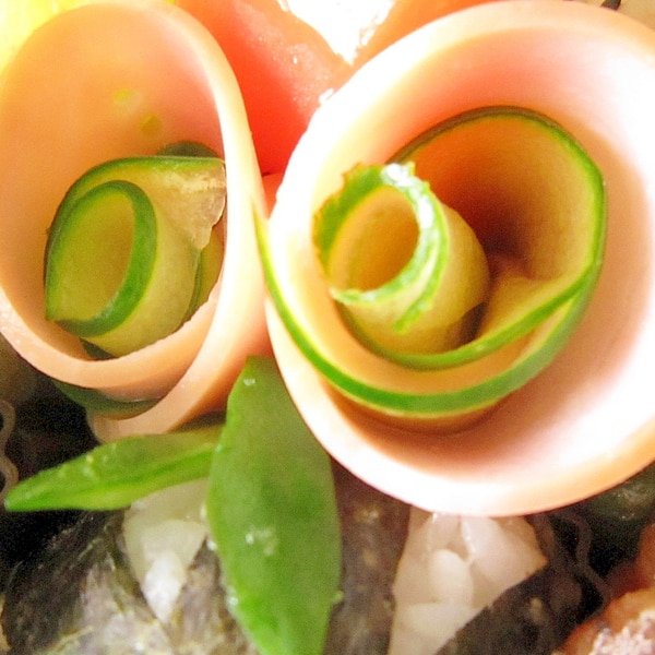 お弁当おかず ハムと胡瓜のお花 隙間おかず レシピ 作り方 By Cappuccio1124 楽天レシピ お弁当おかず ハムと胡瓜のお花 隙間おかず レシピ 作り方 By Cappuccio1124 楽天レシピ