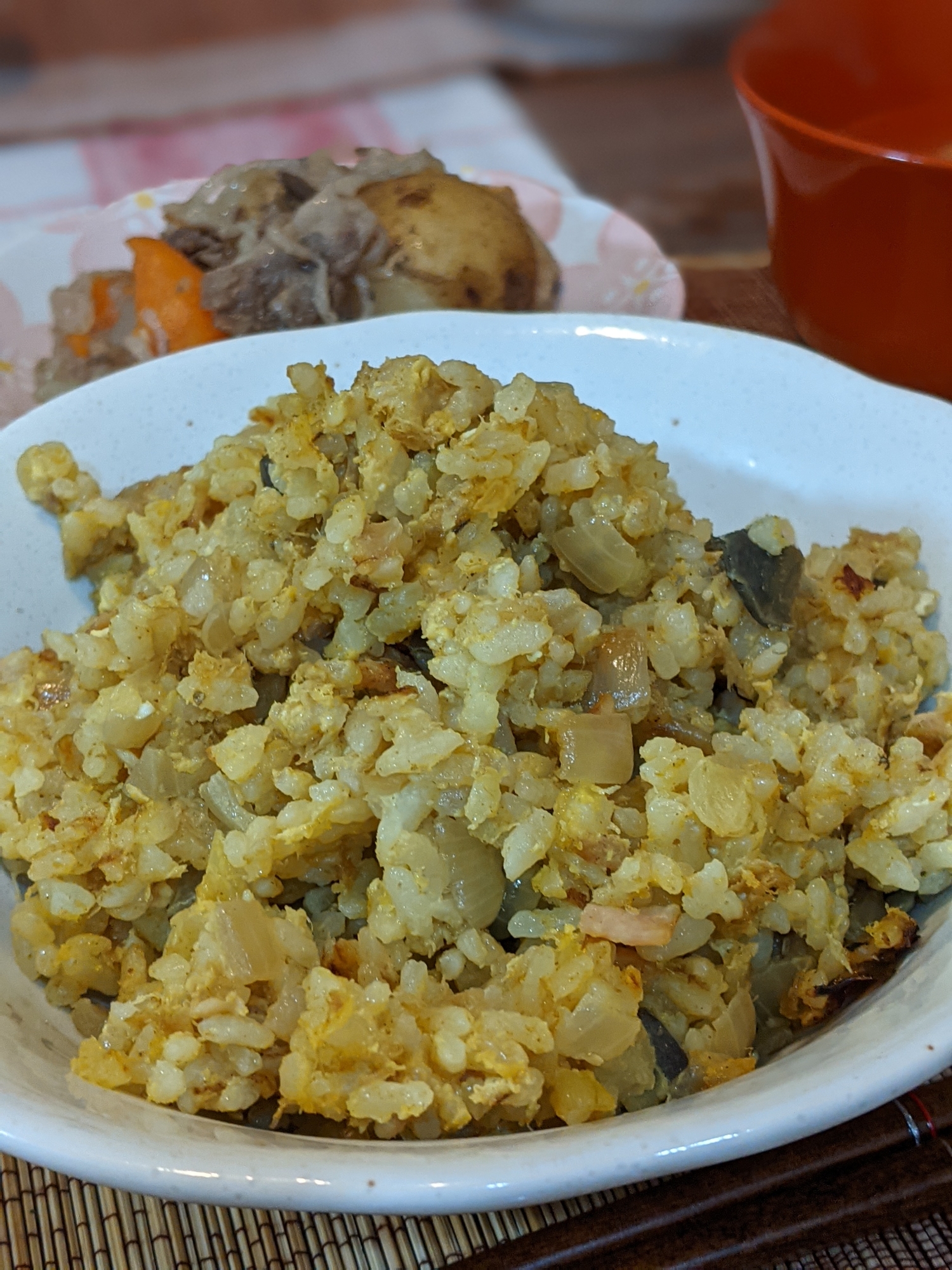 みんな大好き！カレー味のチャーハン