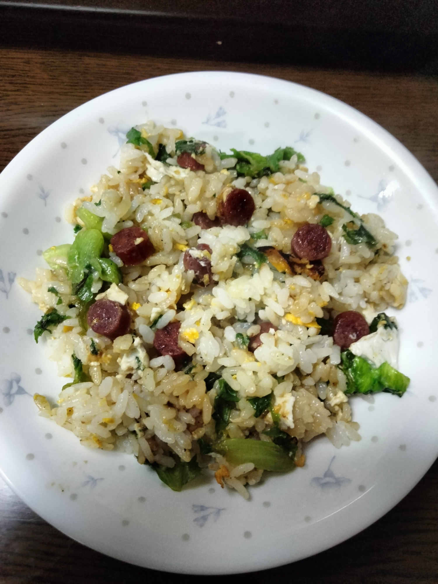 おやつカルパスとレタスの卵チャーハン